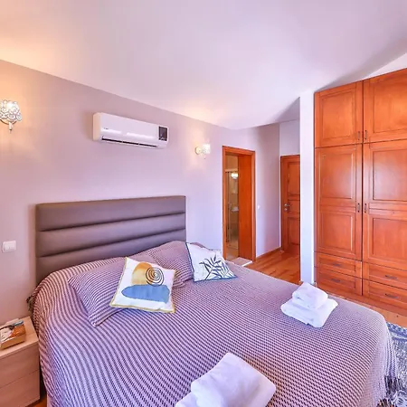 Sunshine, Peninsula *