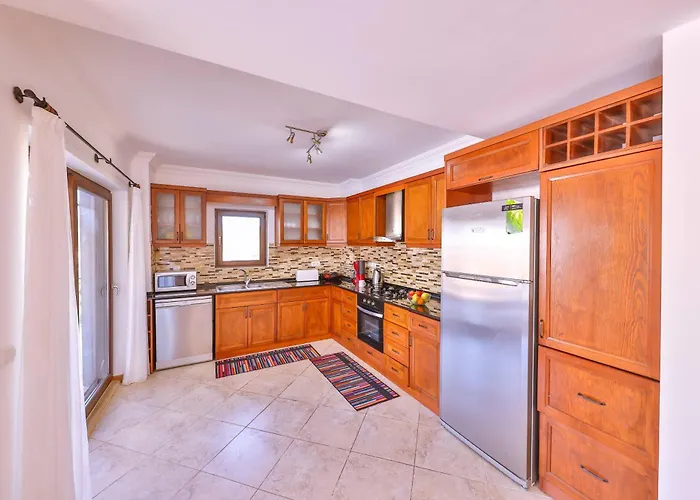 Sunshine, Peninsula *